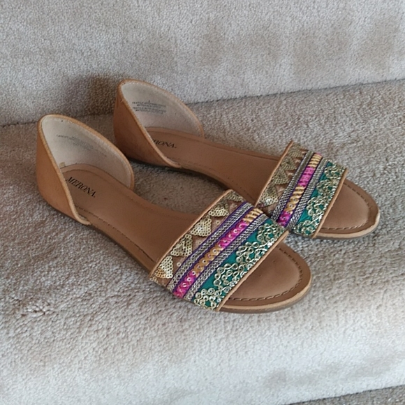 Merona Embellished Sequins Open Toe Flats 8 Pink Yellow Brown - Picture 2 of 9